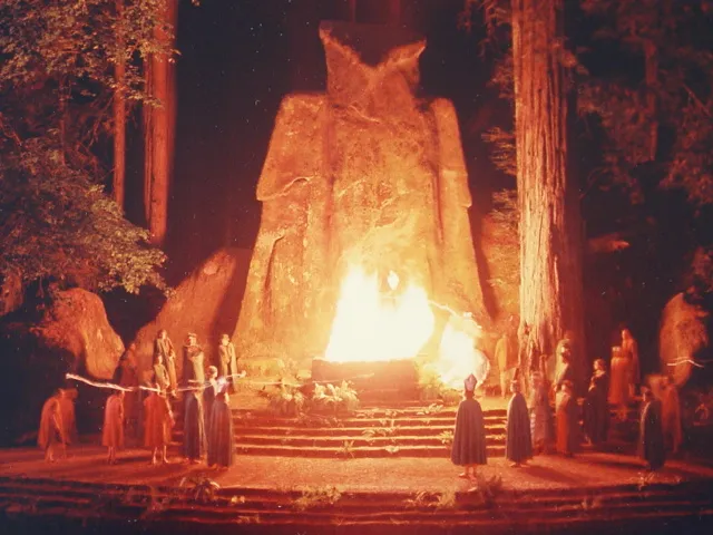 Bohemian Club 2